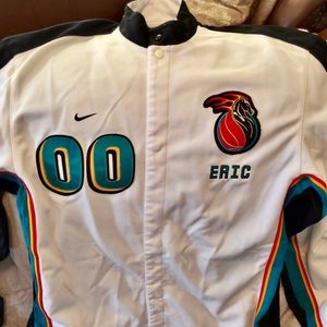 Authentic Detroit Pistons teal-era Nike warm-up